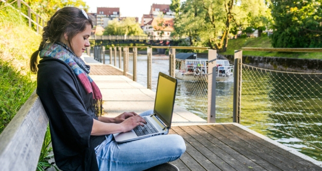 Majority of millennials opt for repayment mortgages girl laptop