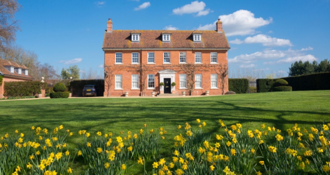 What to consider when purchasing a grade listed home Grade 2 listed home 222