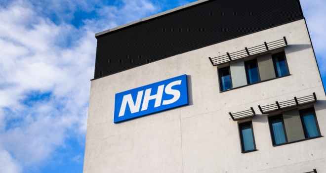 How much more does it cost to rent and buy near a hospital? Hospital 999