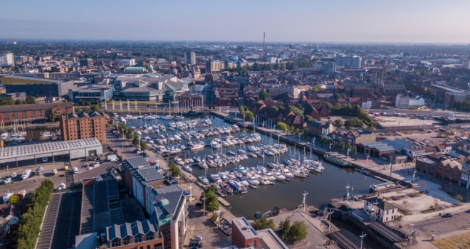 You don't need Love Island for romance, Hull is where it's at Hull 888