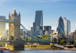 tower bridge london