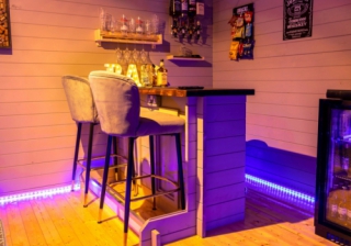 Homeowners turning to alcohol for home improvement inspiration home bar 580