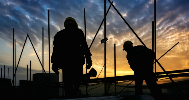 Warehouses and factories to drive construction growth into 2023 construction 7