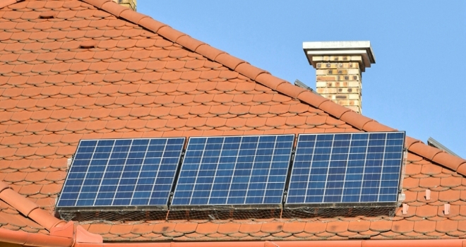 Going solar increases house prices by £32,000 solar