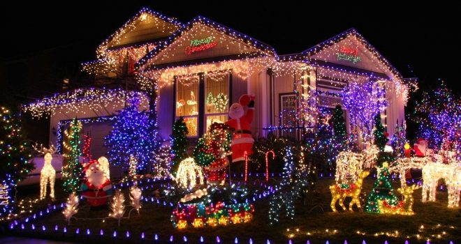 How much are these iconic Christmas film houses worth in the current market? Christmas lights