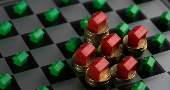 Cash buyer hotspots: Where can you beat the current market bottleneck? house cash board