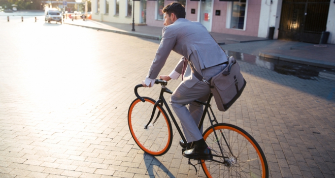 Get on your bike with Agents Giving! Bike 728