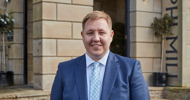 A country at tipping point Jamie Johnson 567