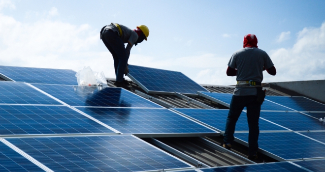 Commercial property investment requires a longer-term net-zero plan from the Government, says BPF solar 333