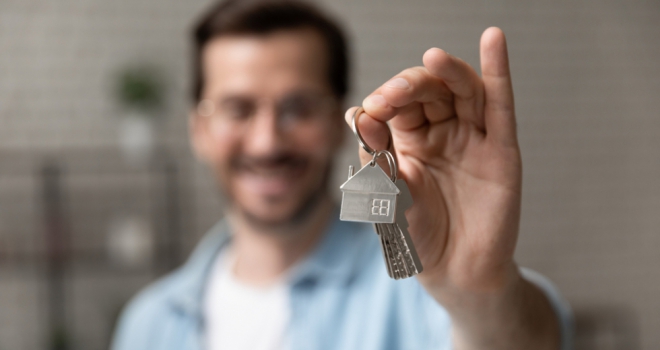 Cost of living crisis sees volume of single person tenancies fall Tenant 723